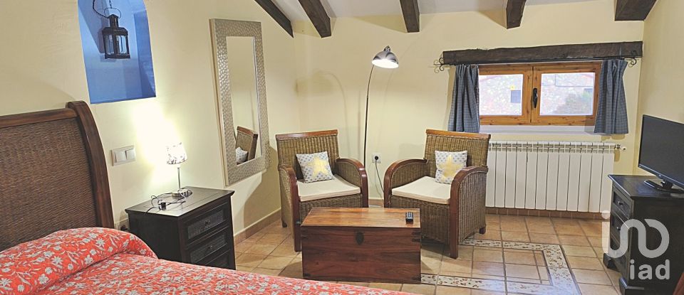 Casa rural 4 habitaciones de 221 m² en Esteras de Medinaceli (42230)