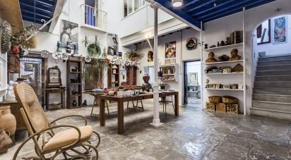 Casa señorial 10 habitaciones de 368 m² en Chiclana de la Frontera (11130)