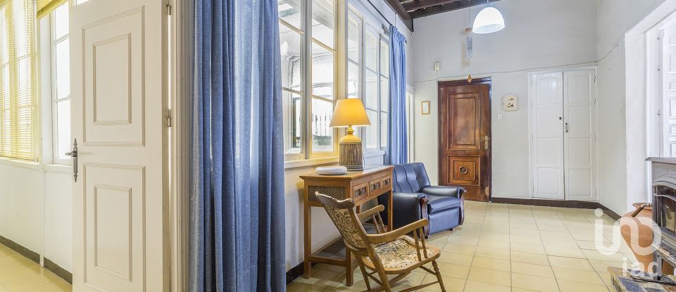 Casa señorial 10 habitaciones de 368 m² en Chiclana de la Frontera (11130)