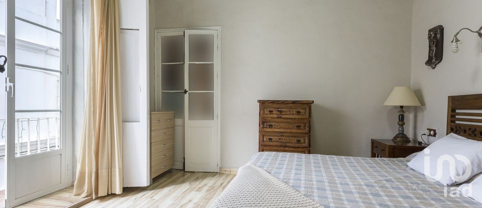 Casa señorial 10 habitaciones de 368 m² en Chiclana de la Frontera (11130)