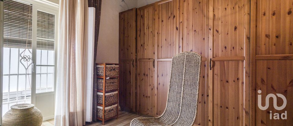 Casa señorial 10 habitaciones de 368 m² en Chiclana de la Frontera (11130)