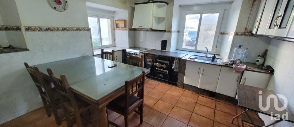 House 4 bedrooms of 125 m² in Vilaoudriz (27729)