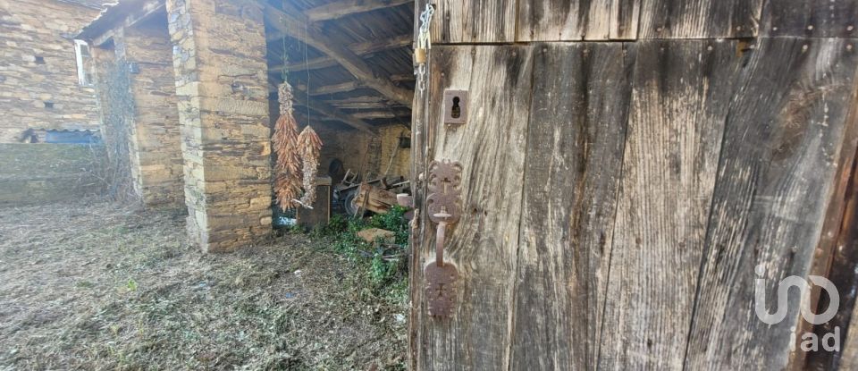 House 4 bedrooms of 125 m² in Vilaoudriz (27729)