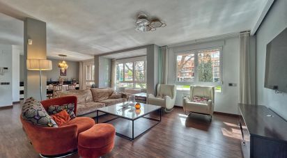 Piso 3 habitaciones de 219 m² en Ciudad Real (13001)