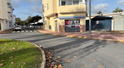 Shop / premises commercial of 46 m² in La Antilla (21449)