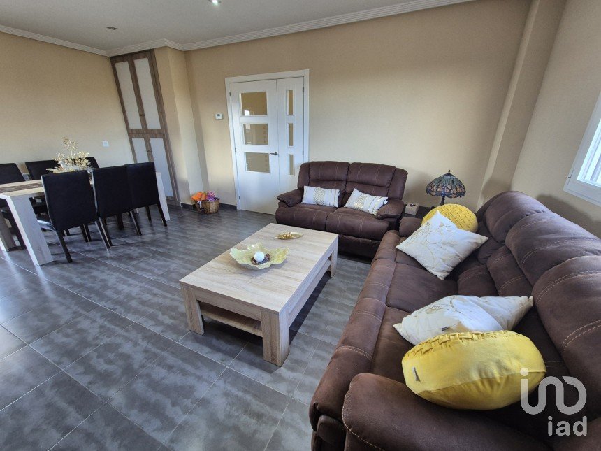 Casa 4 habitaciones de 167 m² en San Cristóbal de la Cuesta (37439)