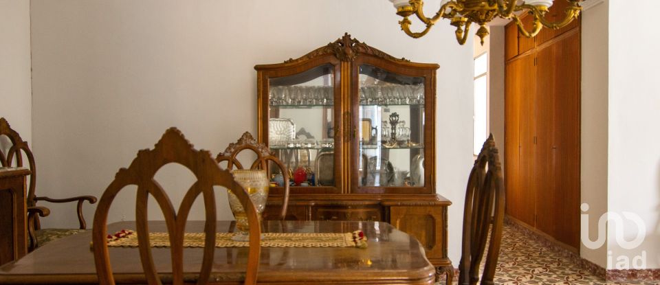 Mansion 6 bedrooms of 243 m² in La Font d'en Carros (46717)