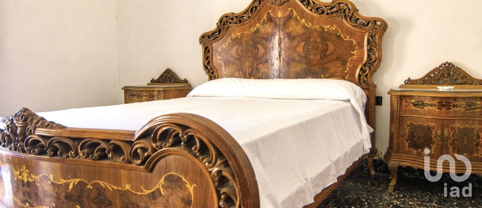 Mansion 6 bedrooms of 243 m² in La Font d'en Carros (46717)