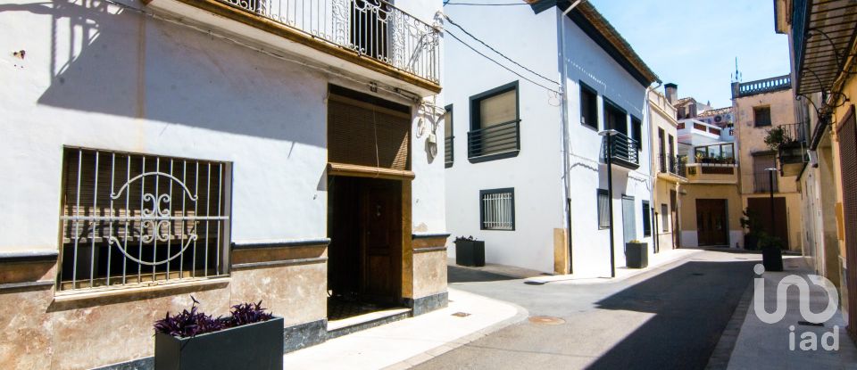 Mansion 6 bedrooms of 243 m² in La Font d'en Carros (46717)