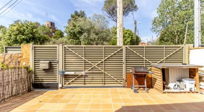 House 7 bedrooms of 317 m² in Castellar del Vallès (08211)