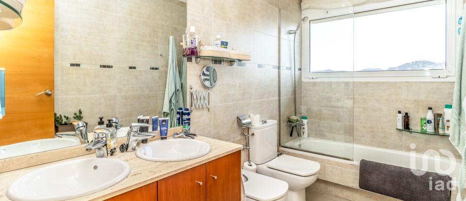 Casa 7 habitaciones de 317 m² en Castellar del Vallès (08211)