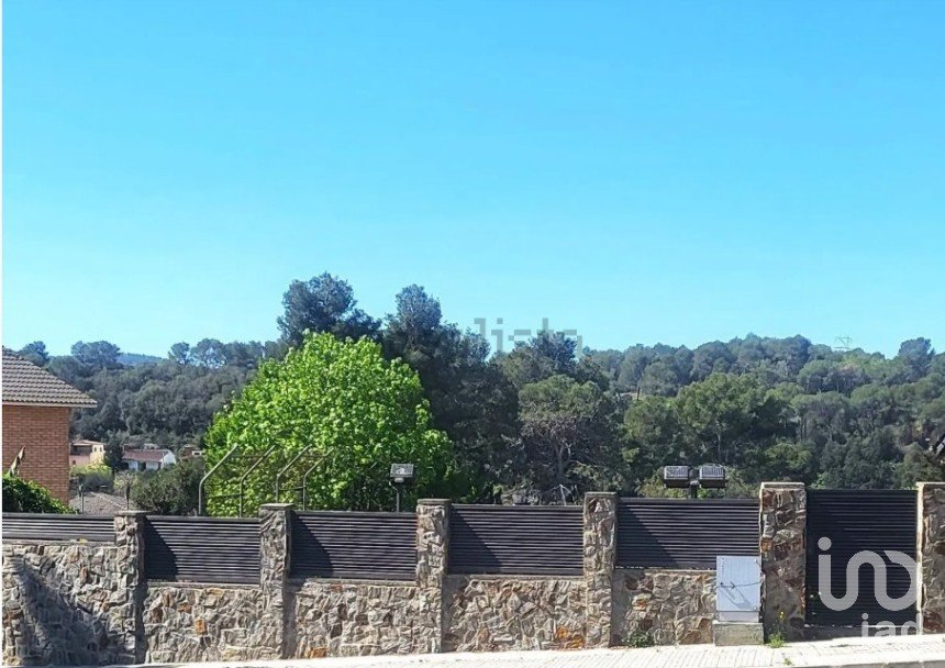Terreny urbà de 680 m² a Sant Cugat del Vallès (08198)