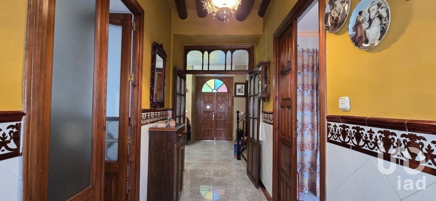 Casa de pueblo 6 habitaciones de 254 m² en Cañete la Real (29340)