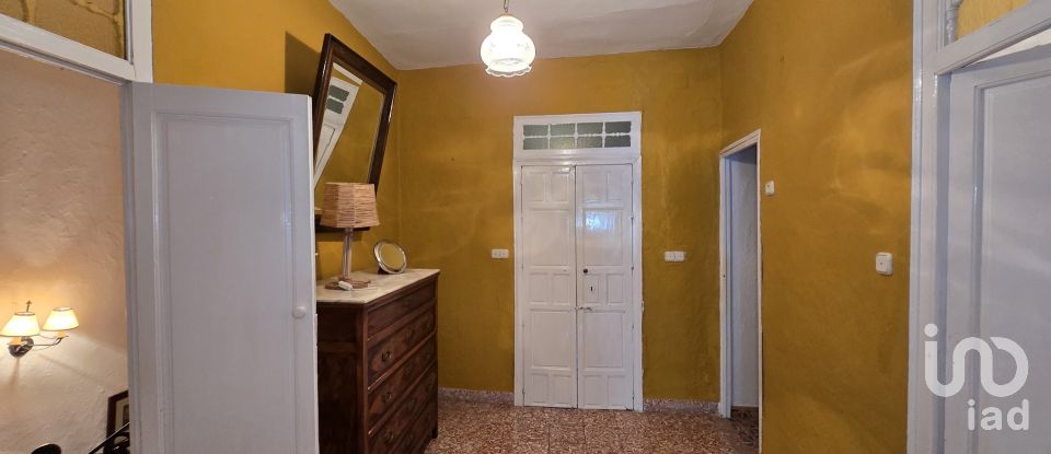 Casa de pueblo 6 habitaciones de 254 m² en Cañete la Real (29340)