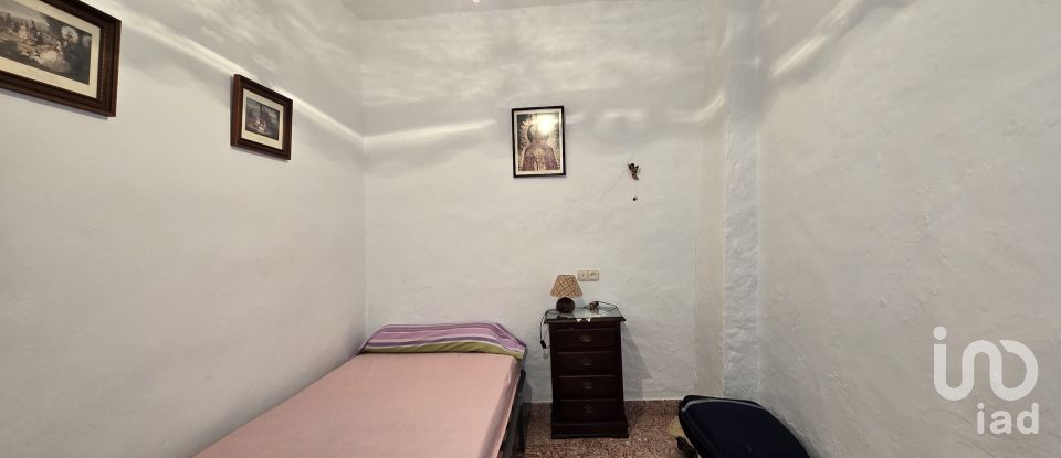 Casa de pueblo 6 habitaciones de 254 m² en Cañete la Real (29340)