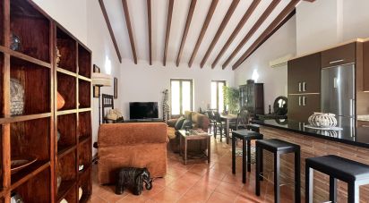 Casa de pueblo 4 habitaciones de 158 m² en Dénia (03700)