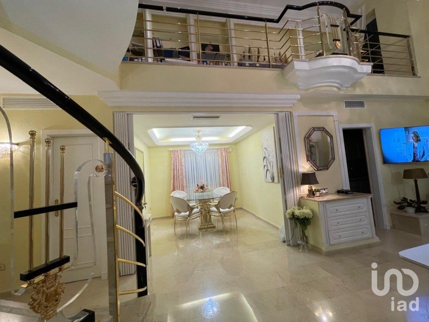 Dúplex 4 habitaciones de 136 m² en Guardamar del Segura (03140)