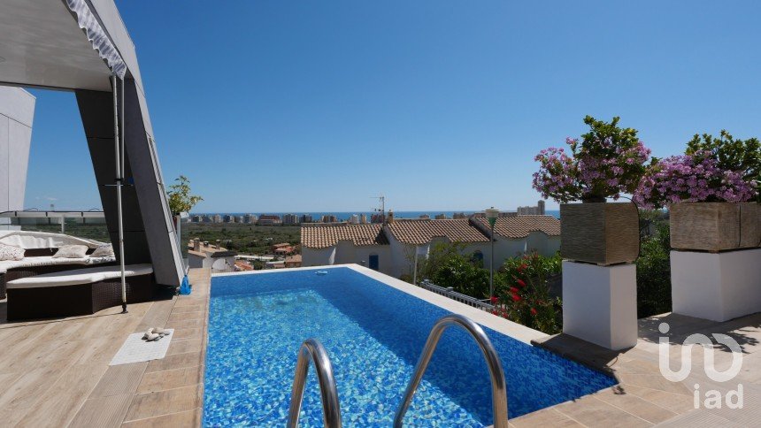 Casa 4 habitaciones de 180 m² en Peñiscola (12598)