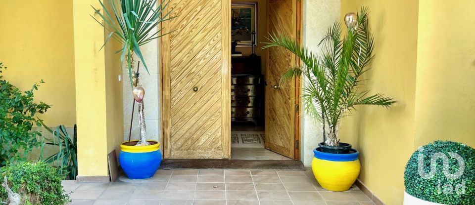 Mansion 5 bedrooms of 244 m² in Avinyonet de Puigventós (17742)