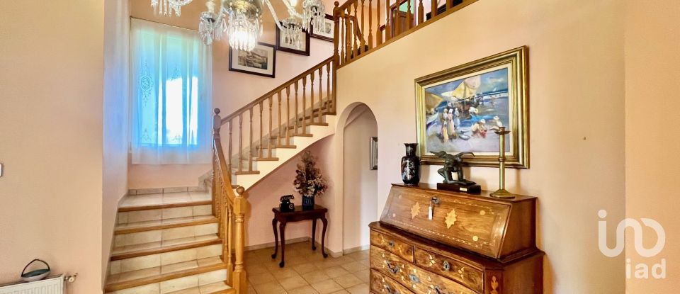 Mansion 5 bedrooms of 244 m² in Avinyonet de Puigventós (17742)