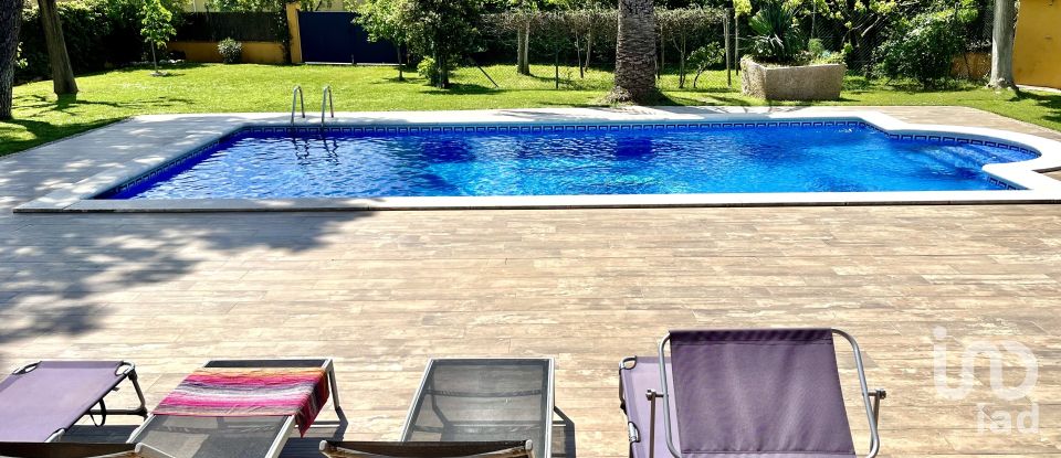 Mansion 5 bedrooms of 244 m² in Avinyonet de Puigventós (17742)