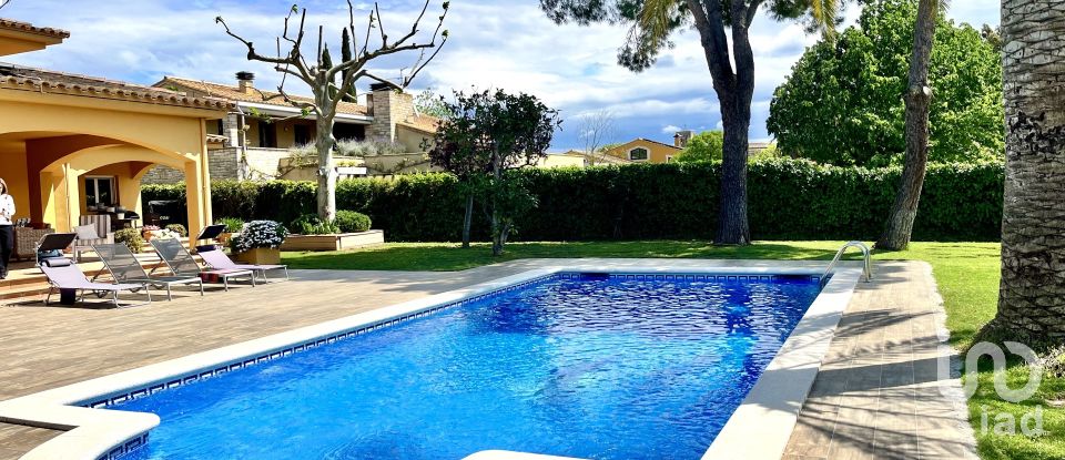 Mansion 5 bedrooms of 244 m² in Avinyonet de Puigventós (17742)