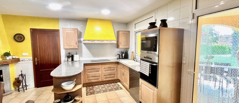 Mansion 5 bedrooms of 244 m² in Avinyonet de Puigventós (17742)