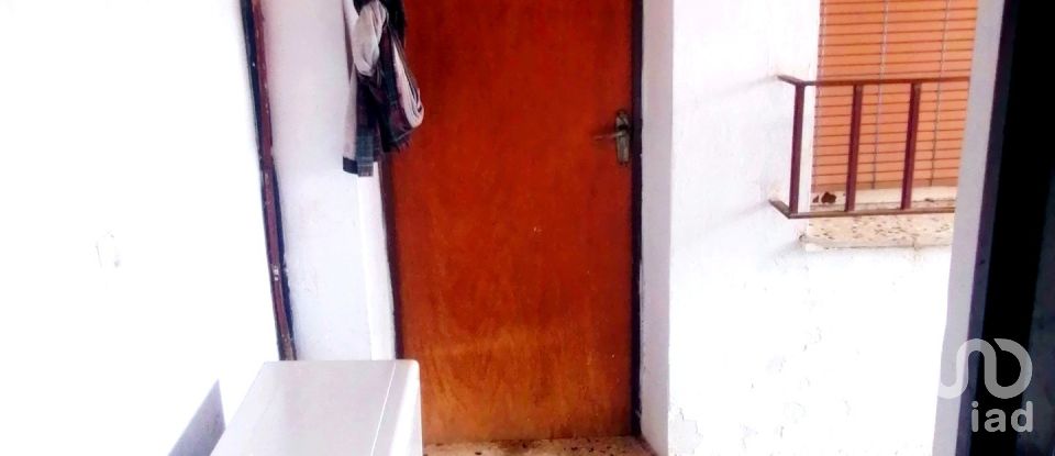 Maison de village 5 chambres de 100 m² à Belvís de la Jara (45660)