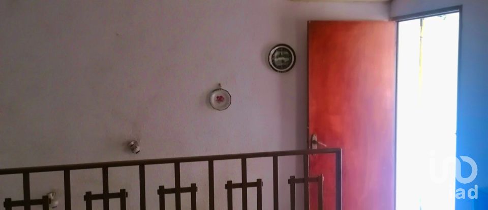 Maison de village 5 chambres de 100 m² à Belvís de la Jara (45660)