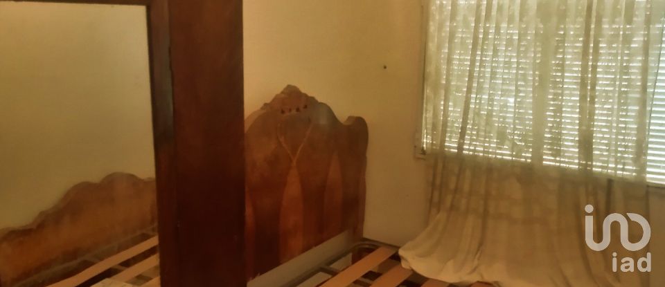 Maison de village 5 chambres de 100 m² à Belvís de la Jara (45660)