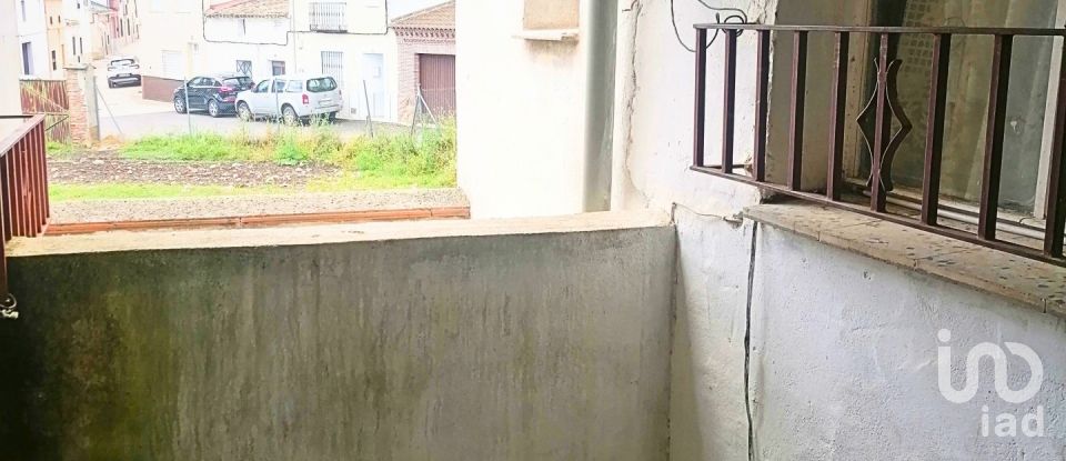 Maison de village 5 chambres de 100 m² à Belvís de la Jara (45660)