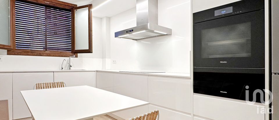 Maison 3 chambres de 261 m² à Barcelona (08034)