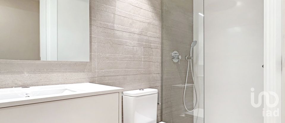 Maison 3 chambres de 261 m² à Barcelona (08034)