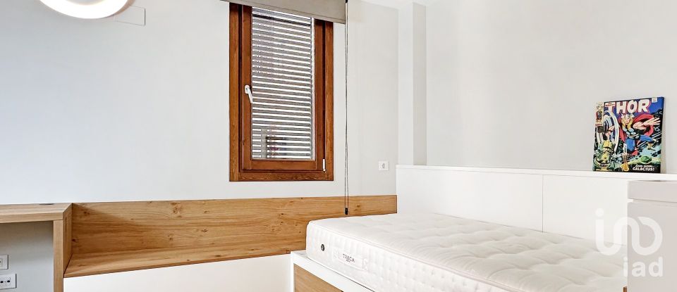 Maison 3 chambres de 261 m² à Barcelona (08034)