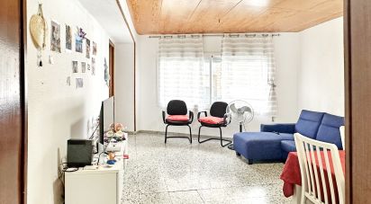 Bâtiment de 300 m² à Tortosa (43500)