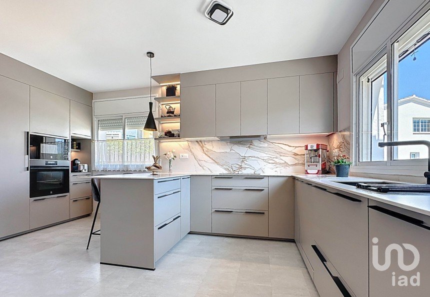 Casa 5 habitaciones de 230 m² en Sant Pere de Ribes (08810)