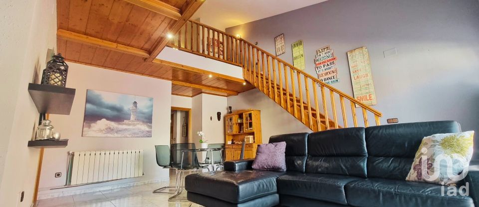 Duplex 5 chambres de 130 m² à Castellbisbal (08755)