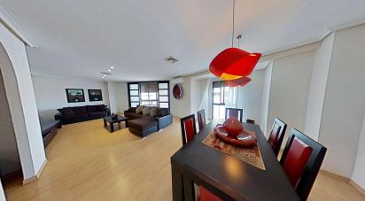 Apartment 3 bedrooms of 165 m² in Alicante/Alacant (03002)