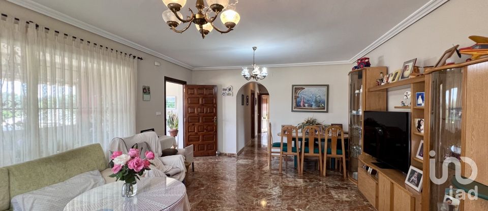 Apartment in house  3 bedrooms of 125 m² in La Nucia (03530)