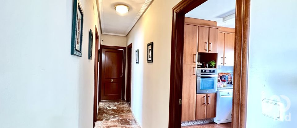 Apartment in house  3 bedrooms of 125 m² in La Nucia (03530)