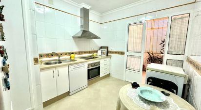 Piso 3 habitaciones de 95 m² en Lepe (21440)