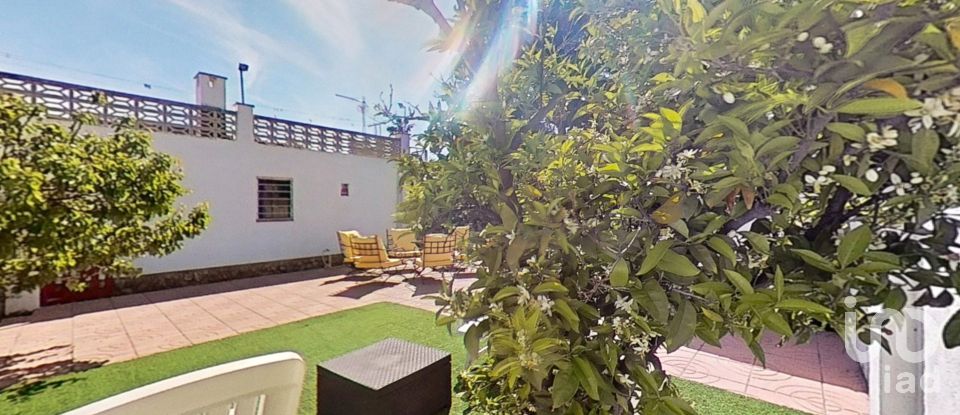 Casa 3 habitaciones de 162 m² en Mont-Roig del Camp (43300)