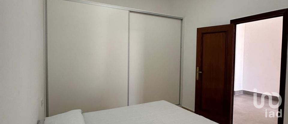 House 6 bedrooms of 325 m² in Partida Las Bayas (03292)