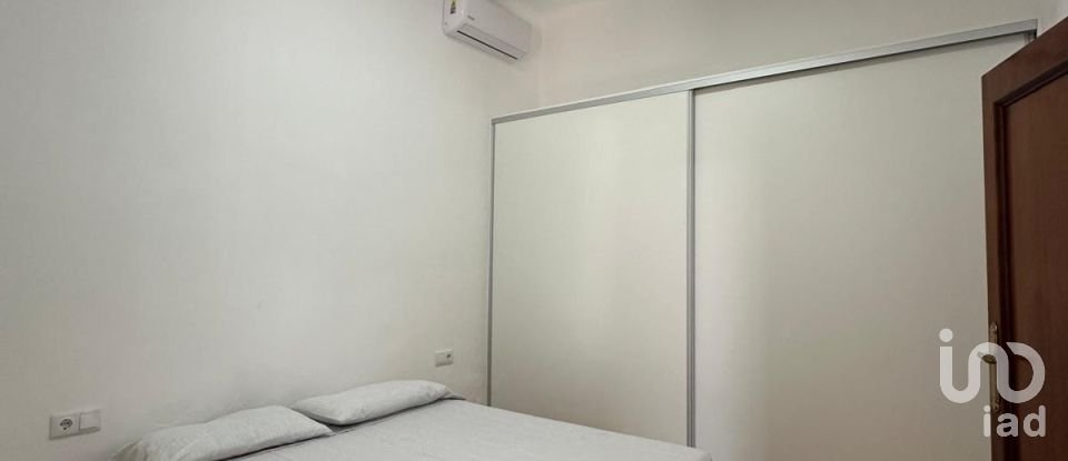 House 6 bedrooms of 325 m² in Partida Las Bayas (03292)