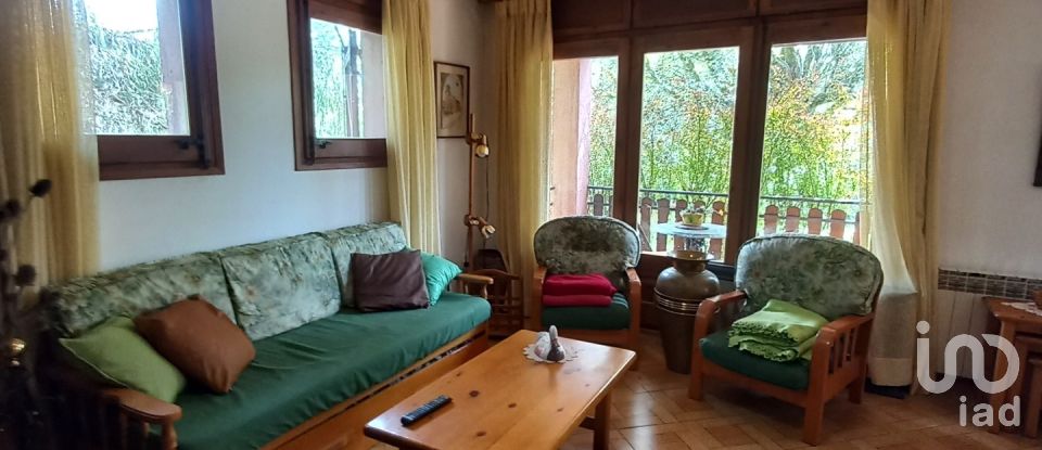 Casa rural 3 habitacions de 120 m² a Prades (43364)