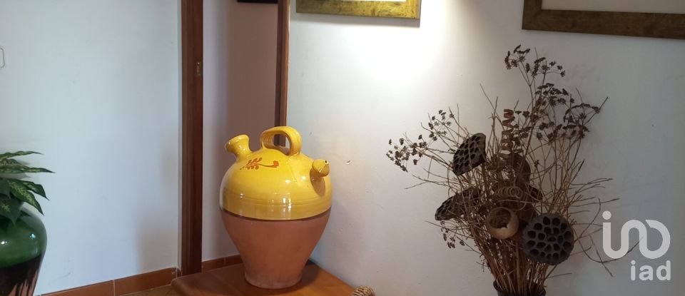 Casa rural 3 habitacions de 120 m² a Prades (43364)