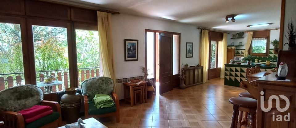 Casa rural 3 habitacions de 120 m² a Prades (43364)