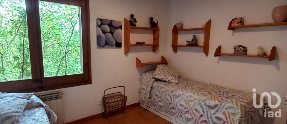 Casa rural 3 habitacions de 120 m² a Prades (43364)