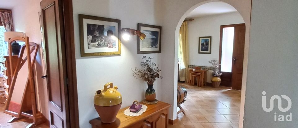 Casa rural 3 habitacions de 120 m² a Prades (43364)