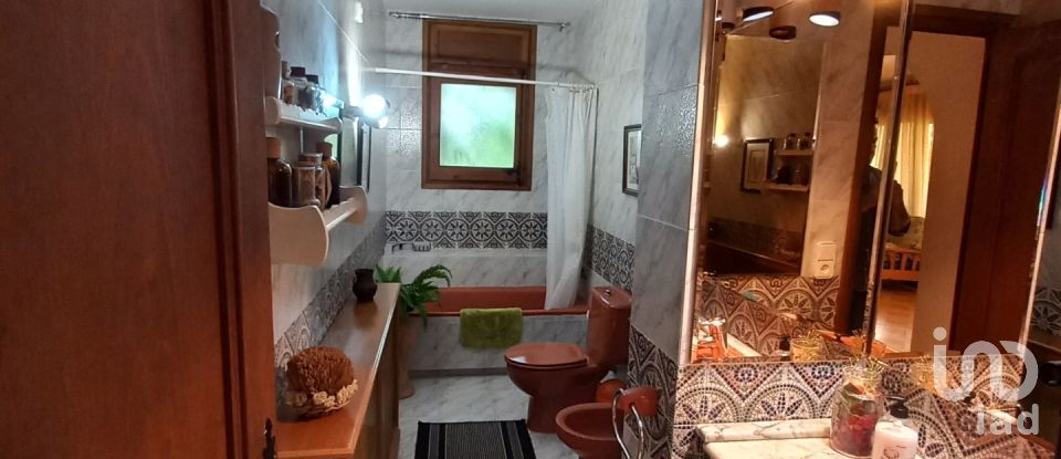 Casa rural 3 habitacions de 120 m² a Prades (43364)